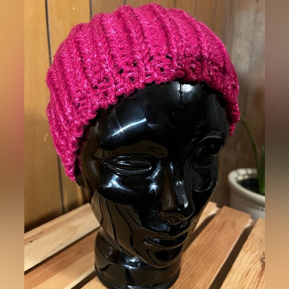 Pink Violet Cable-Knit Tam - Picture 7 of 14
